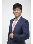 Young Hwan Lee