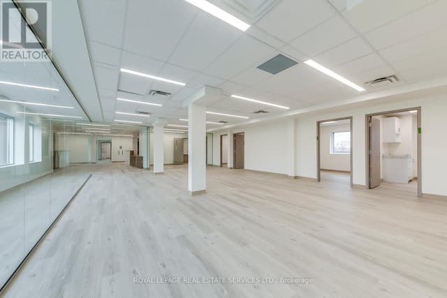 101 - 401 Victoria Ave. N