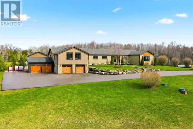 1371 10th Concession Rd. W