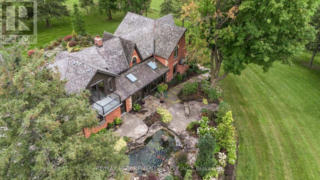 1399 Safari Rd.