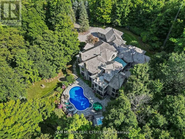 10140 Pineview Trail
