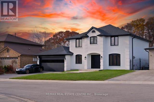 32 Elena Ct.