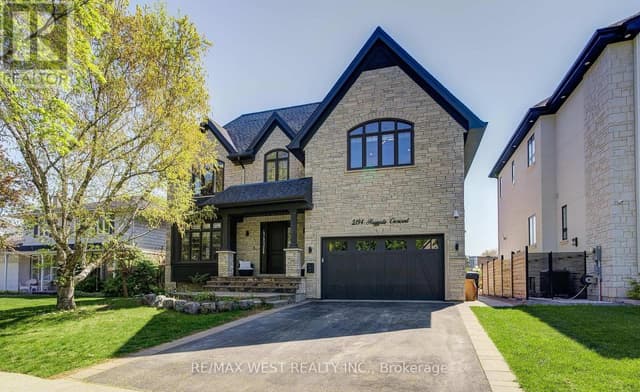 2194 Haygate Cres.