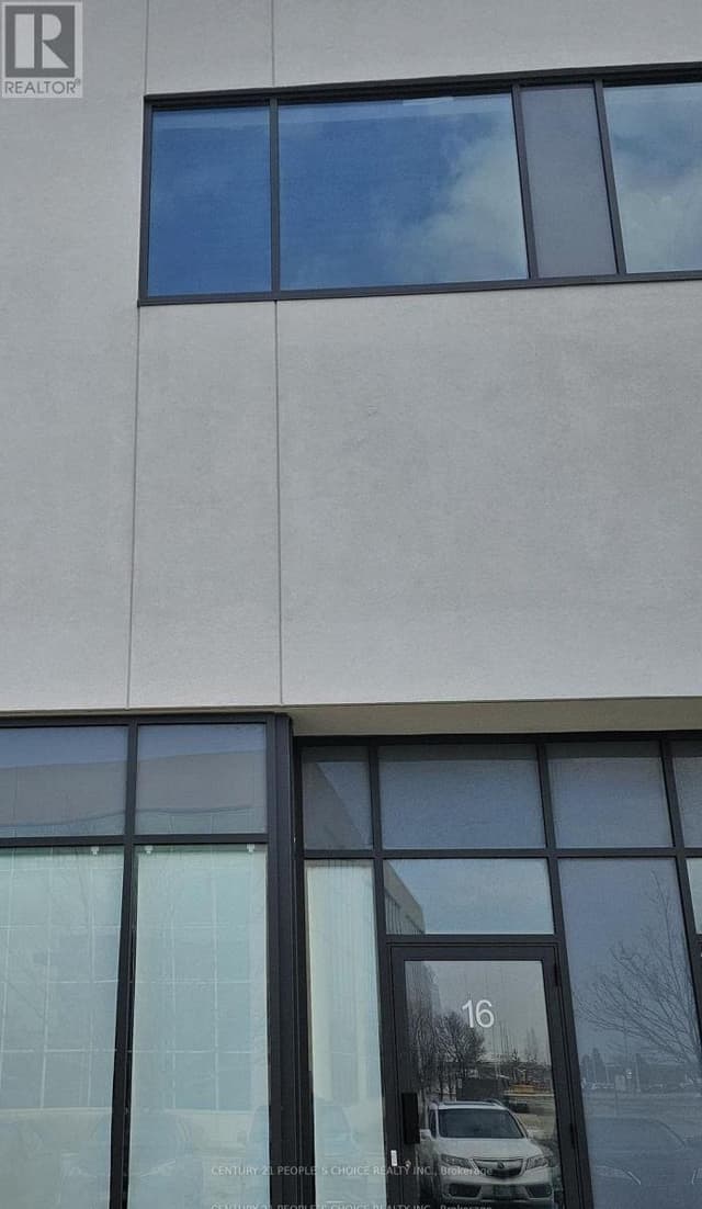 17 - 5270 Solar Dr.
