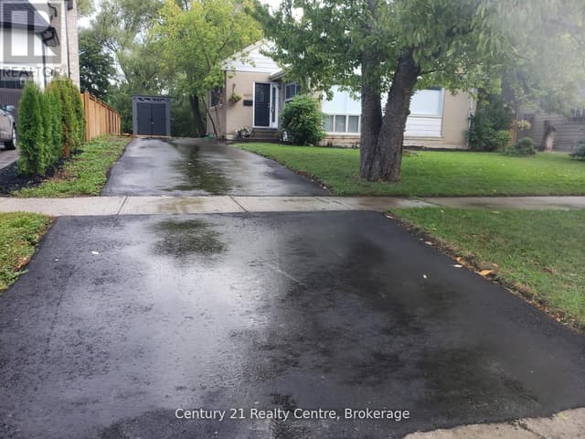 1491 Pembroke Dr.