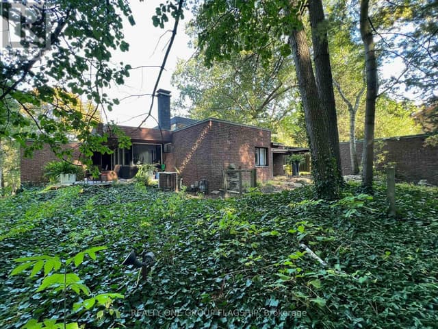 1379 Clarkson Rd. N