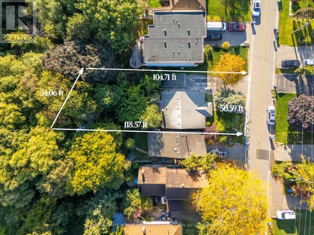 945 Beechwood Ave.