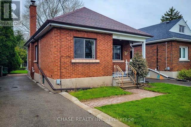 187 Paradise Rd. N