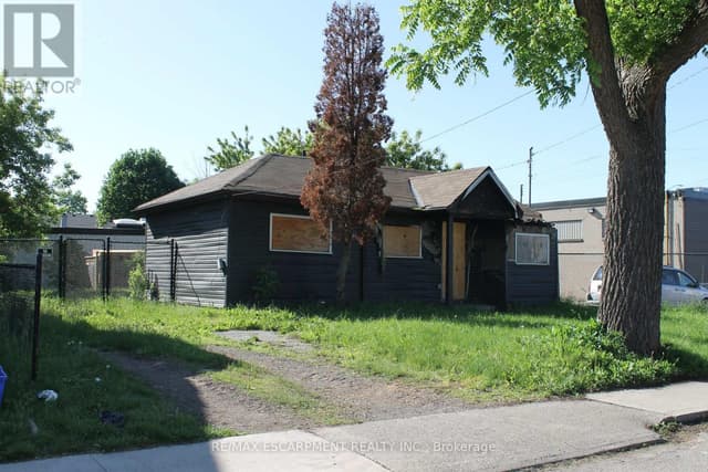 127 Robins Ave.