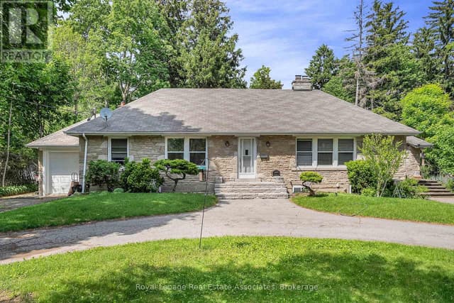 11 Ben Machree Dr.