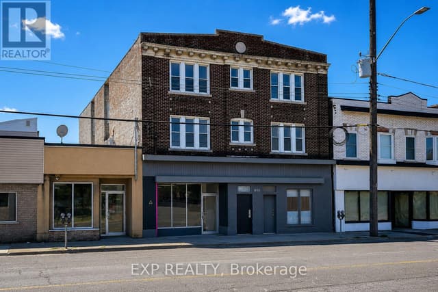 1052 - 1054 Barton St. E