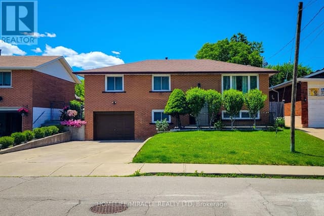 12 Maitland Ave. E