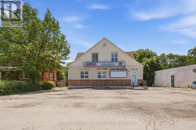 1260 Highway 8
