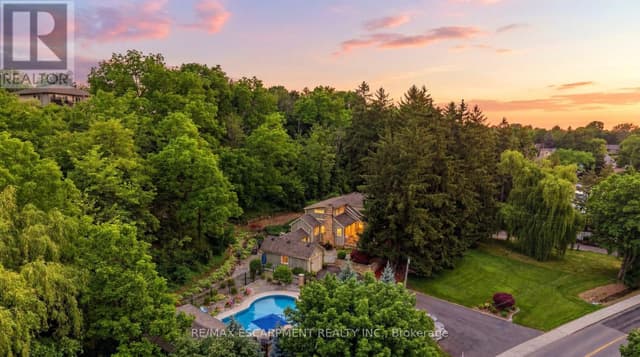 44 New Mountain Rd.
