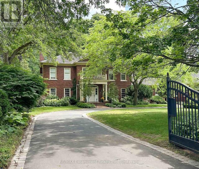 488 Macdonald Rd.