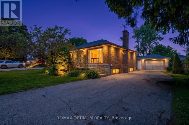 1747 Coram Cres.