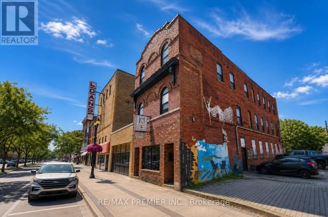 184 King St. E