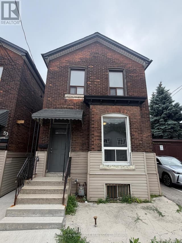 Upper - 55 Cannon St. W