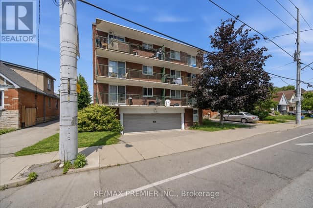 214 Wentworth St. S