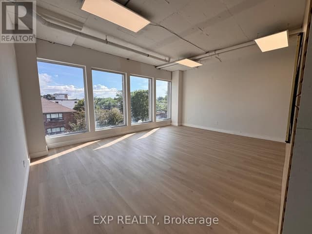 316 - 230 Lakeshore Rd. E