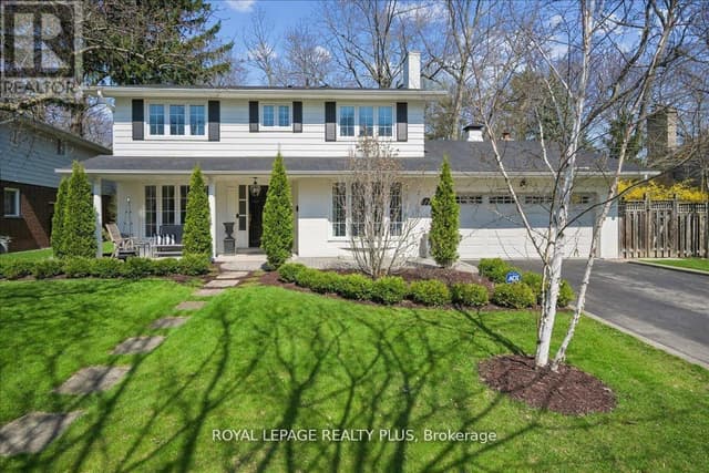 1594 Calumet Pl.