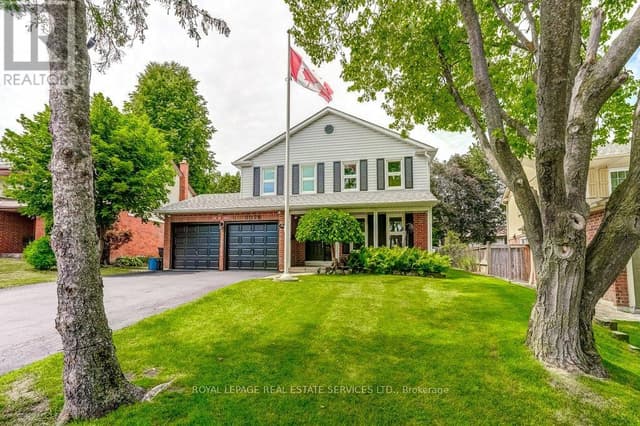 3076 Redstart Dr.