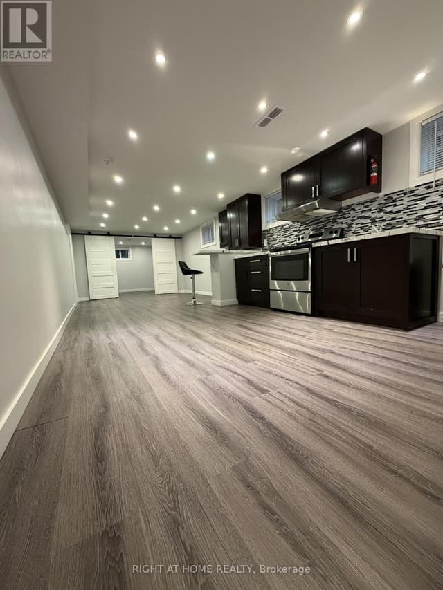 Bsmt - 2238 Delkus Cres.