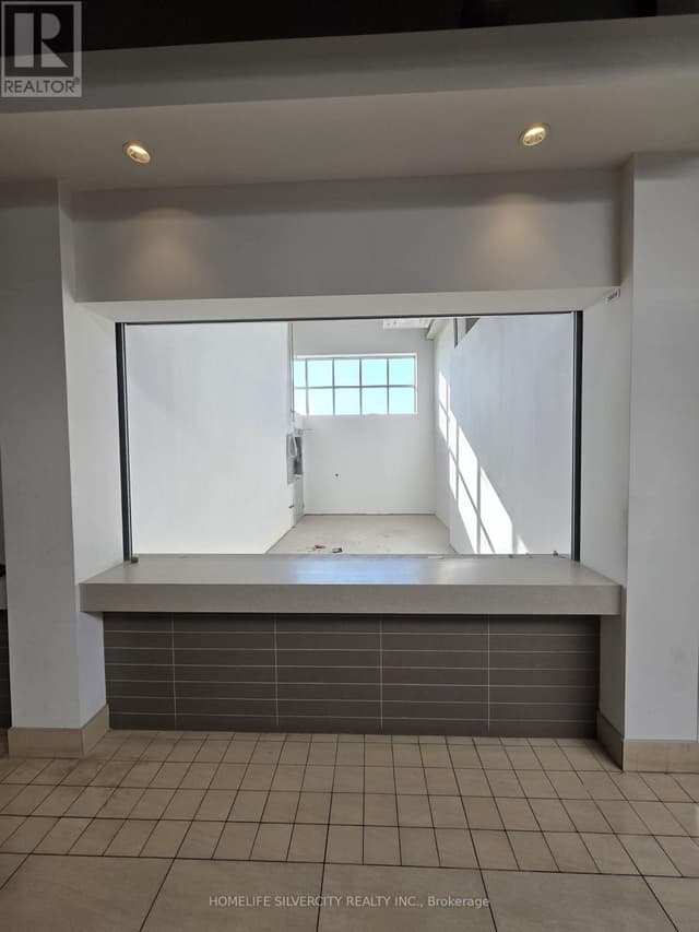 2b09 - 7215 Goreway Dr.