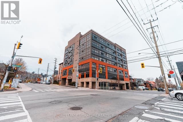 102 - 427 Aberdeen Ave.
