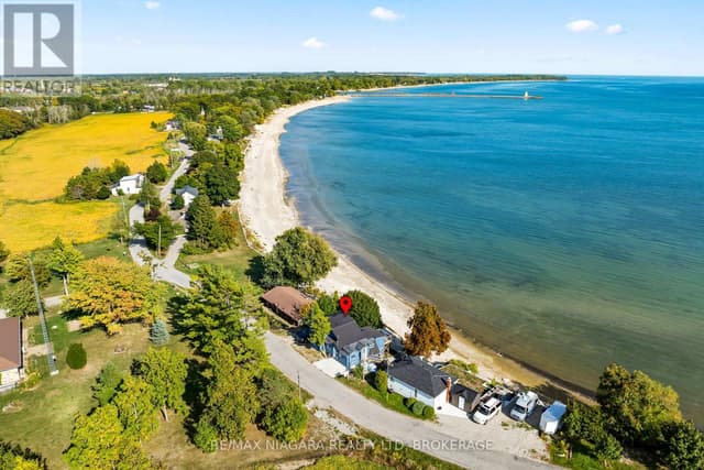 105 Lighthouse Dr.