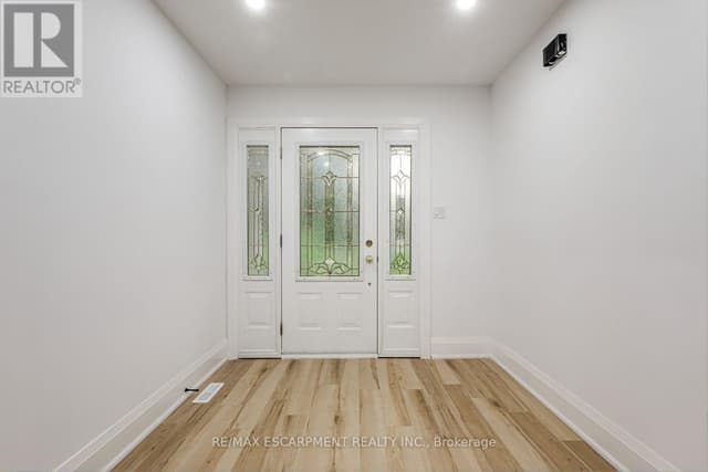 2104 Mississauga Rd.