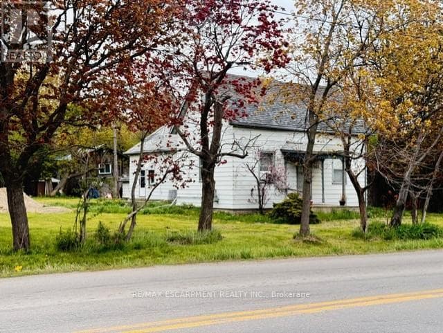 441 Mud St.