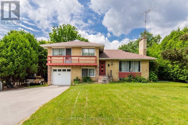 Unit #2 - 227 Lakeshore Rd. W