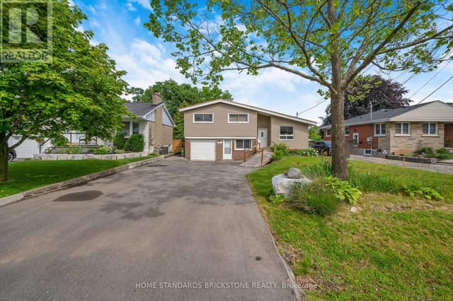 72 Mountain Ave. N
