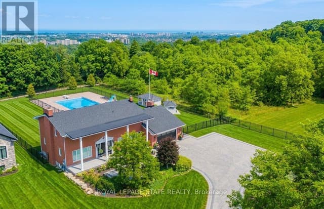 10 Azalea Ct.