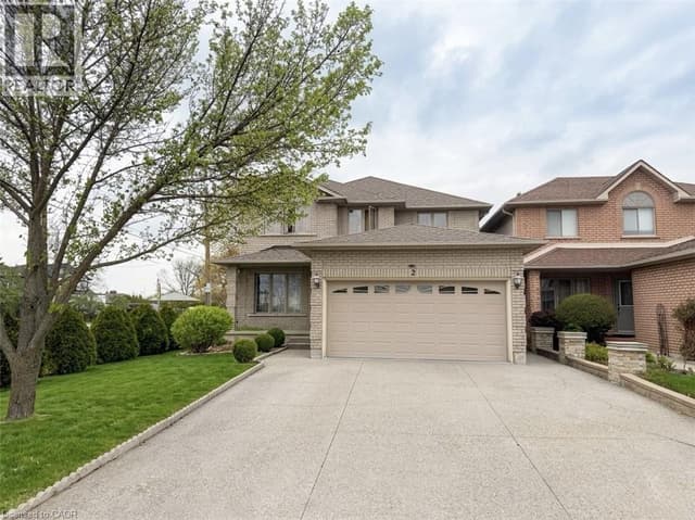 2 Pineridge Dr.