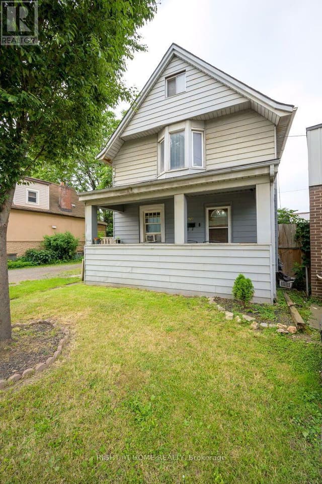 372 Beach Rd.