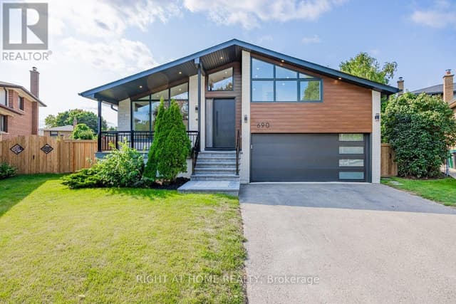 690 Hillman Cres.