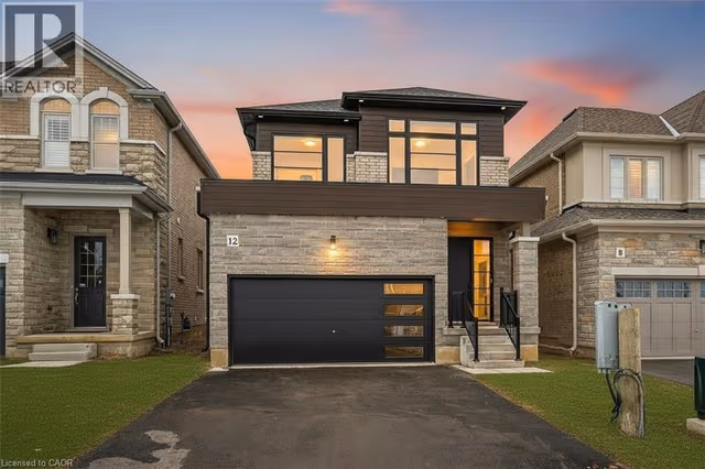 12 Shady Oaks Trail