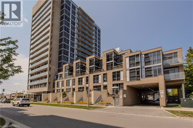 1940 Ironstone Dr. Unit 204