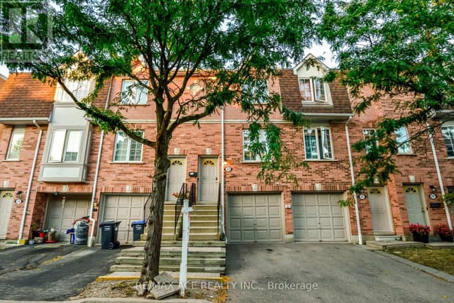 22 - 1525 South Parade Ct.