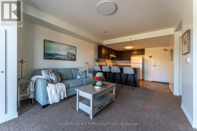 403 - 67 Kingsbury Square
