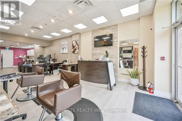 1B - 1686 Main St. W
