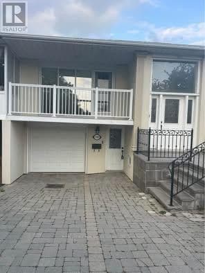 3589 Birchmeadow Cres.