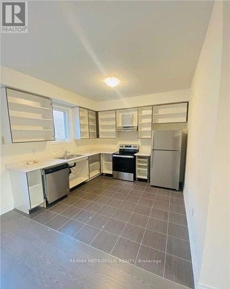 31 Allegro Dr.