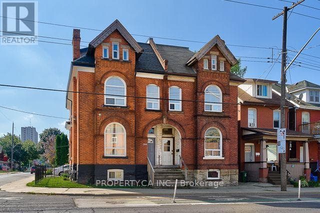 2 - 340 Cannon St. E