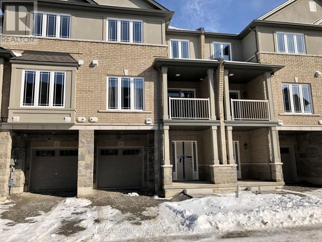 43 Laguna Village Cres. N