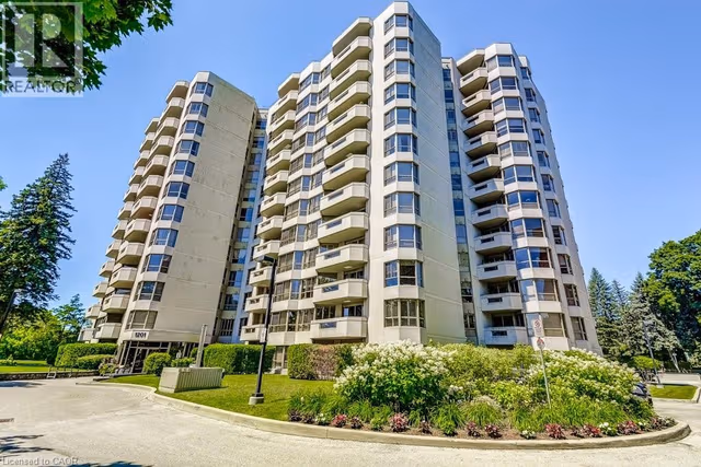 1201 North Shore Blvd. E Unit 706