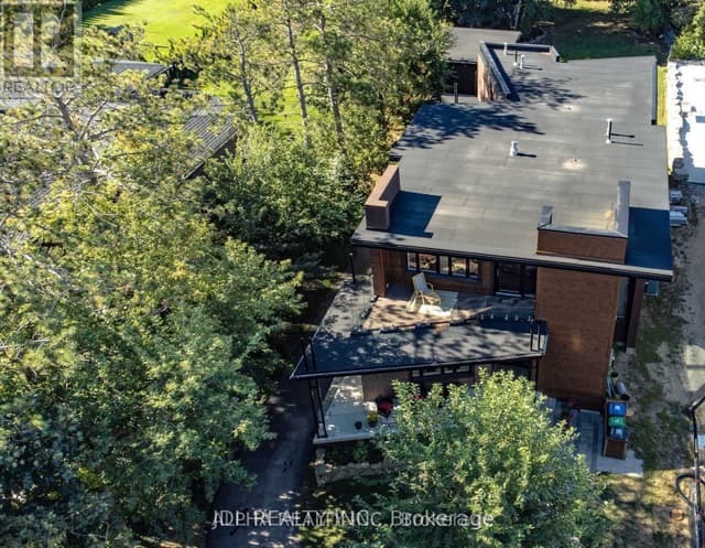1436 Haig Blvd.