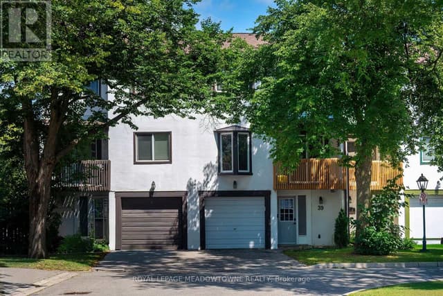 39 - 2651 Aquitaine Ave.